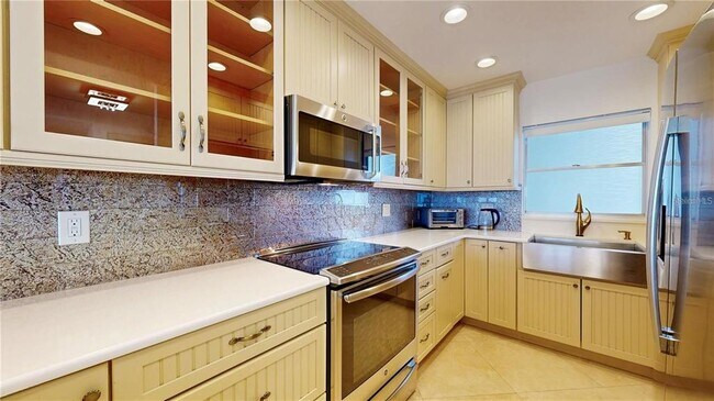 Building Photo - 4950 Gulf Blvd