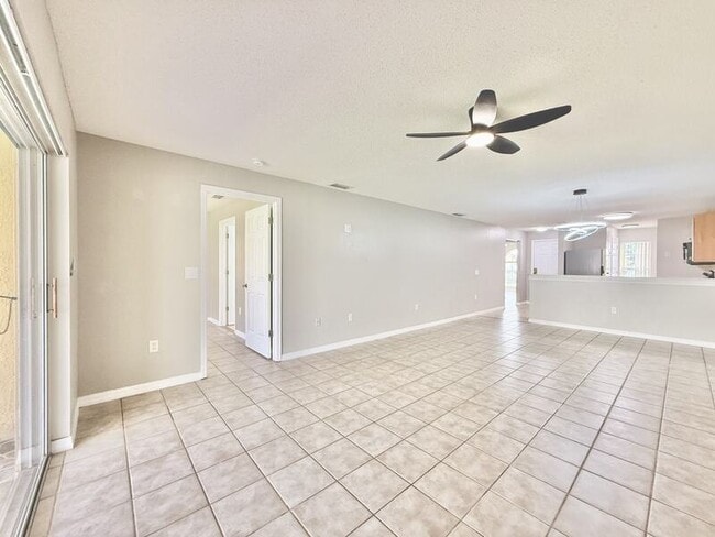 Building Photo - 2140 Mystic Ring Loop