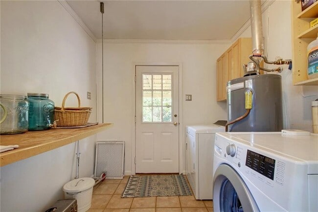 Building Photo - 7611 Tisdale Dr