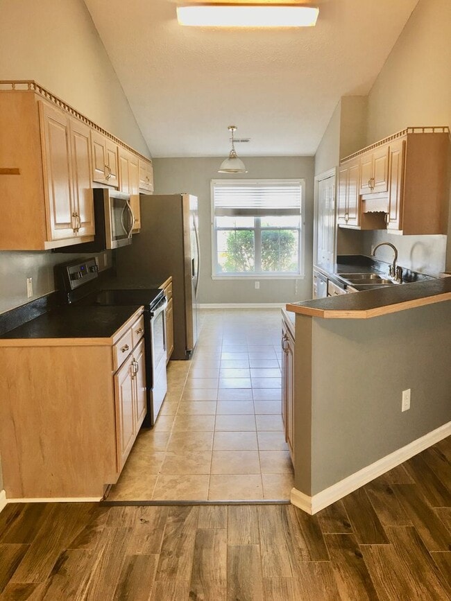 Building Photo - Coming Soon! 4 Bedroom 2 Bathroom Home