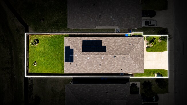 Building Photo - MOVE-IN READY | SOLAR PANELS | GREENBELT | COMMUNITY POOL & SPLASH PAD