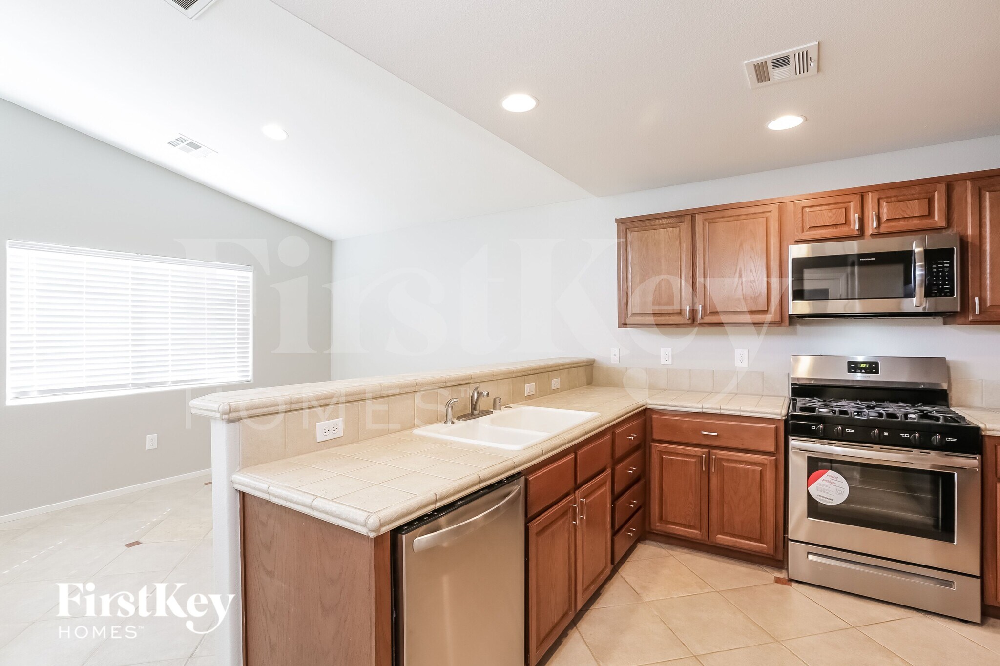 Building Photo - 9271 Ansley Ct