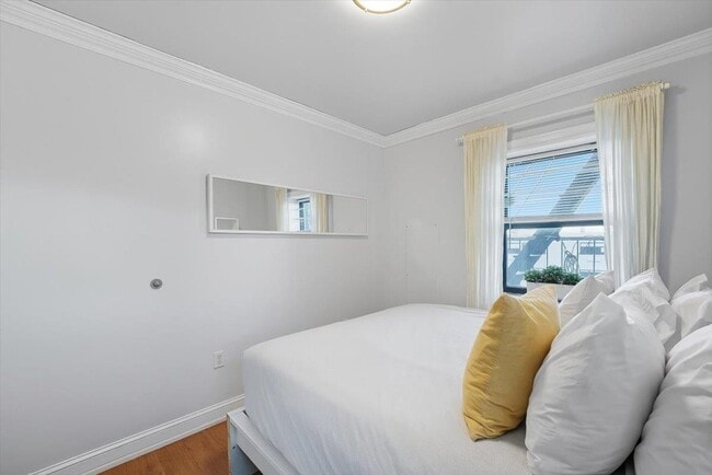 Building Photo - 1721 John F. Kennedy Blvd