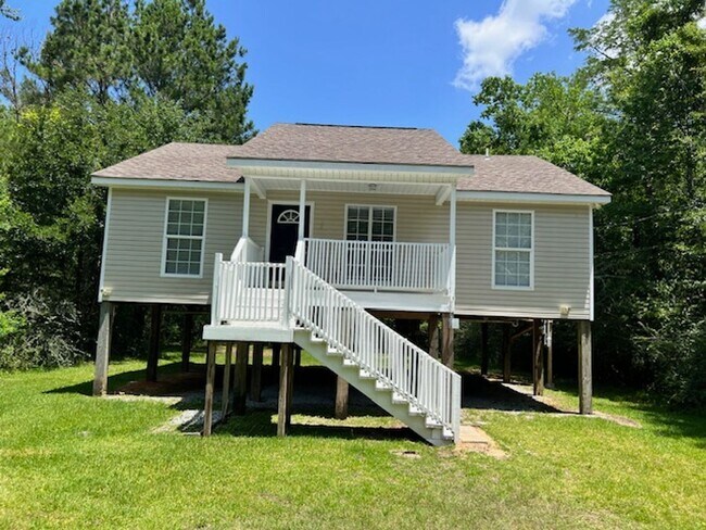 Primary Photo - 6038 W Adams St