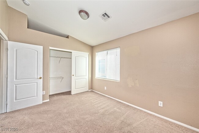 Building Photo - 3969 Button Creek Ct