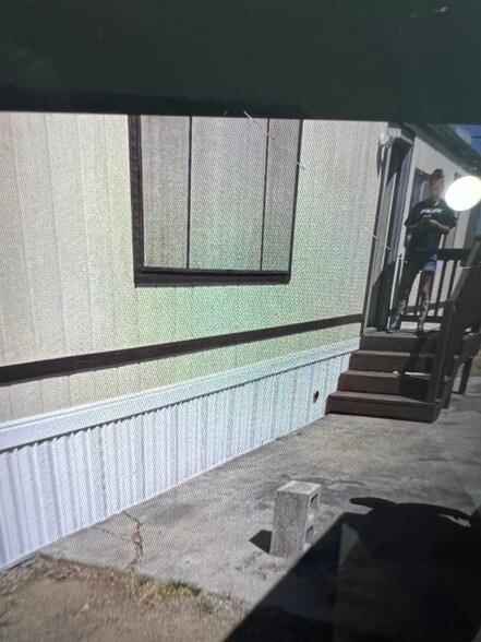 Side outside stairs House - 203 Shoshone Ln