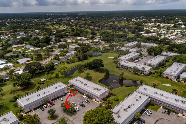 Building Photo - 18081 SE Country Club Dr