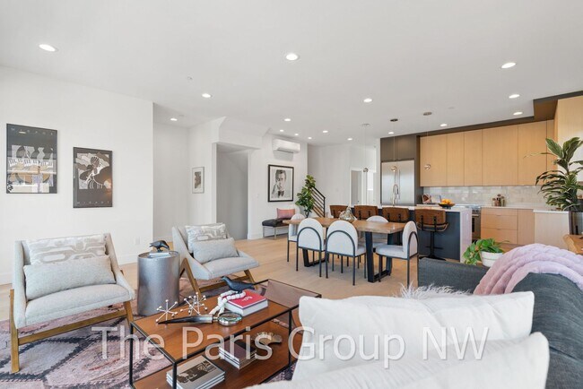 Building Photo - Stunning 2024 Built Downtown Kirkland Luxe Home for Rent! 3br/3.5ba/2410sf