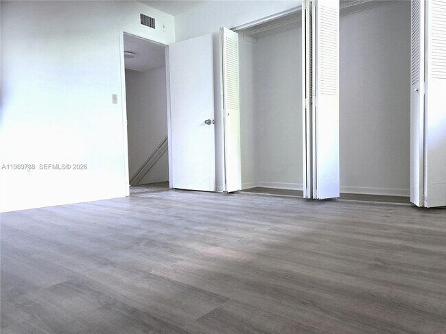 Building Photo - 300 NW 107th Ave