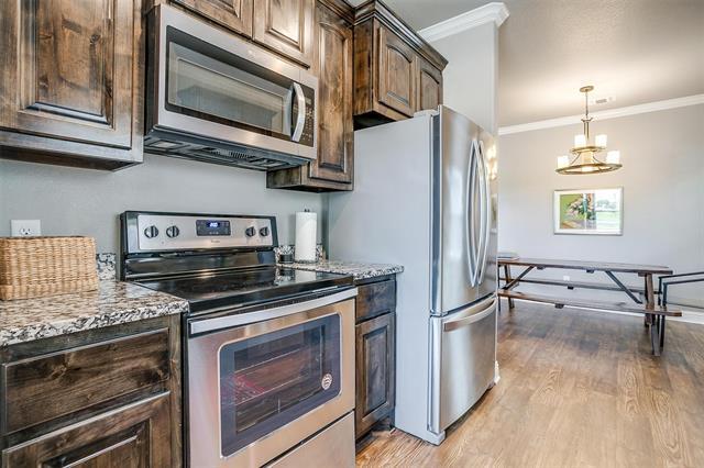 Building Photo - 2700 James