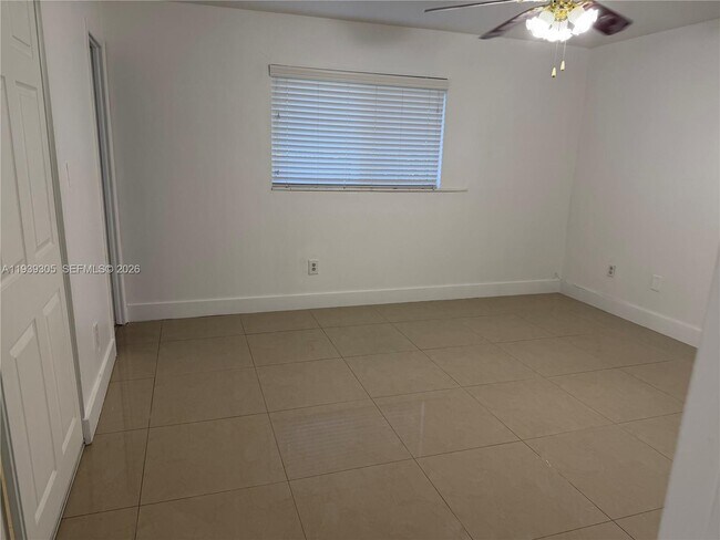 Building Photo - 8111 SW 129th Ave