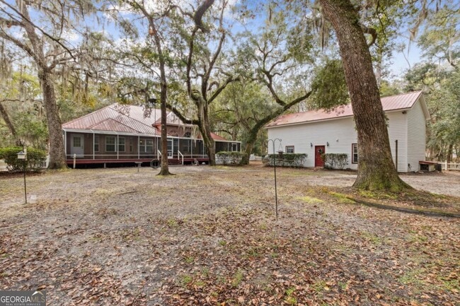 Building Photo - 51 Ravine Ln