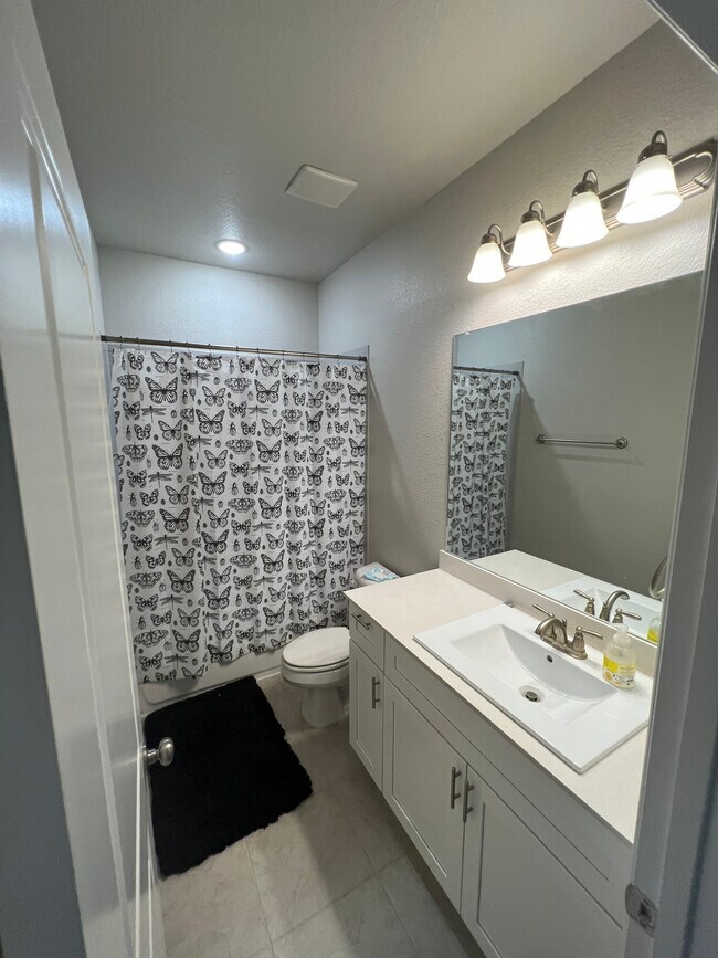 Upstairs bathroom - 1610 Charismatic Ct