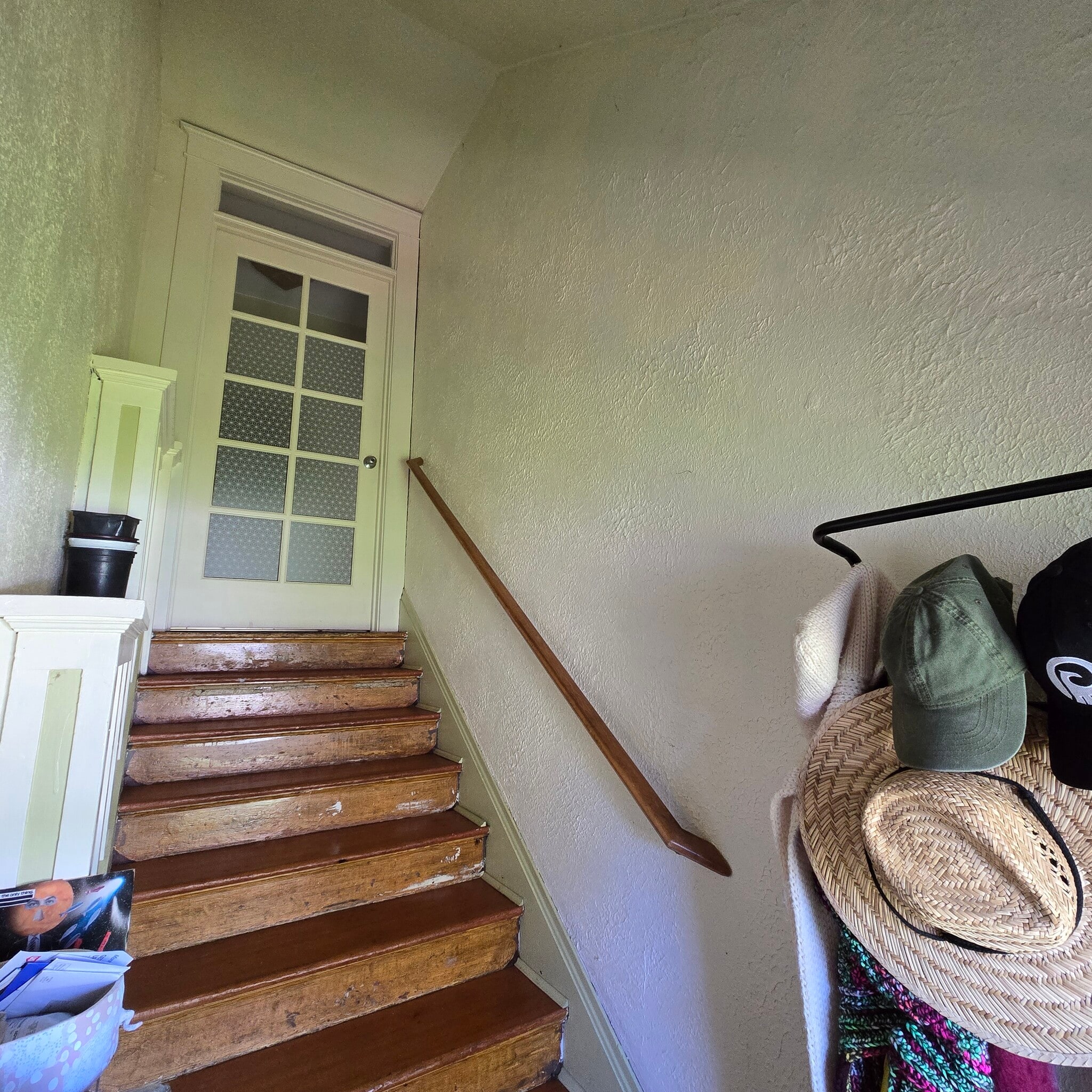 Your door - 555 N Simpson St