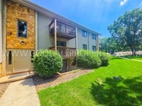 Building Photo - Summer Leasing Special: Lease this home for $995/month 2 Bed, 2 Bath Condo with Pool Access in Clive