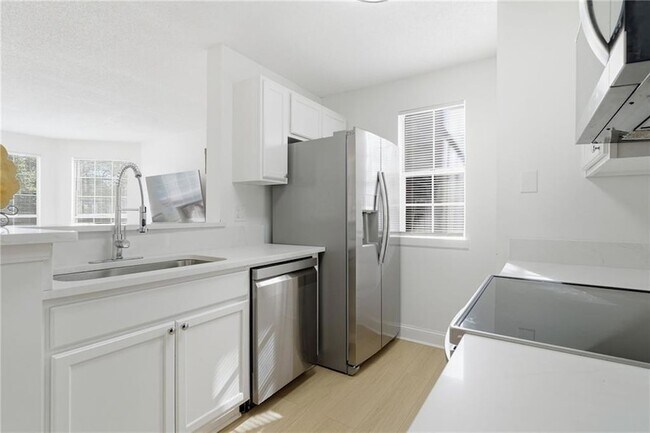 Building Photo - 904 Wentworth Ct