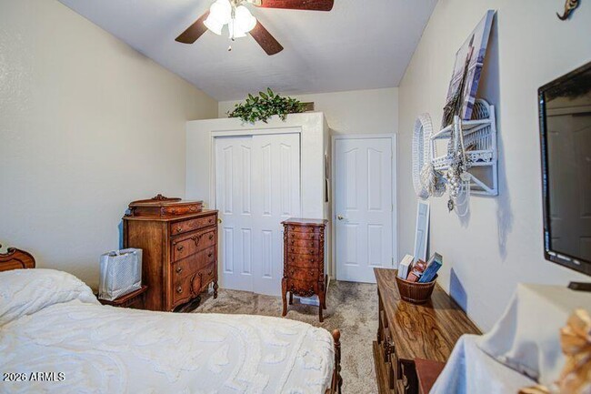 Building Photo - 2201 E Tahitian Way