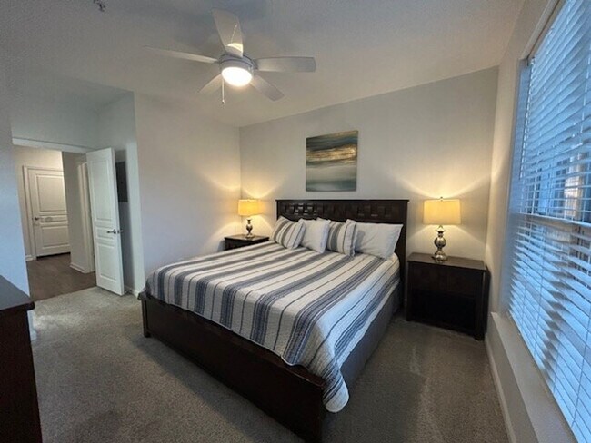 Building Photo - 706 Nottaway Ln