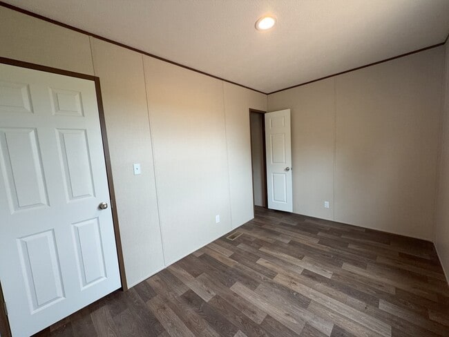 Building Photo - 3046-5914 15