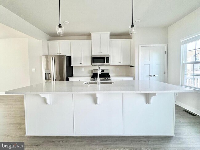 Building Photo - 547 Lewes Landing Rd