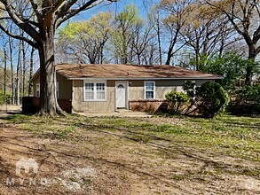 Building Photo - 4600 Dogwood Meadows Cove