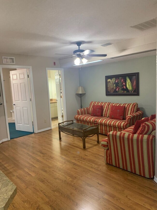 Building Photo - 2777 N Poinciana Blvd