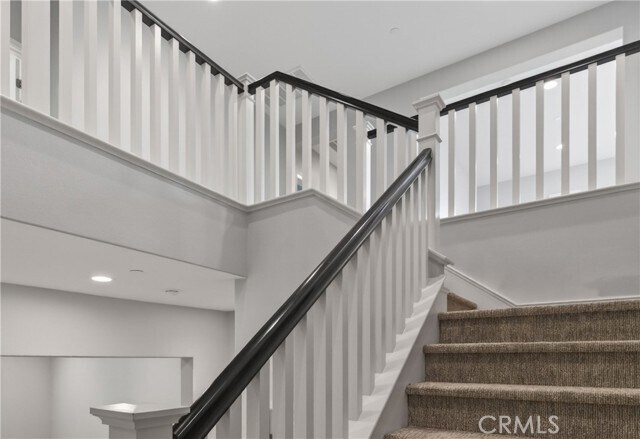 Building Photo - 755 Orange Blossom Way