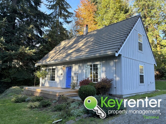 Building Photo - Cute Cottage on Fox Island, WA!