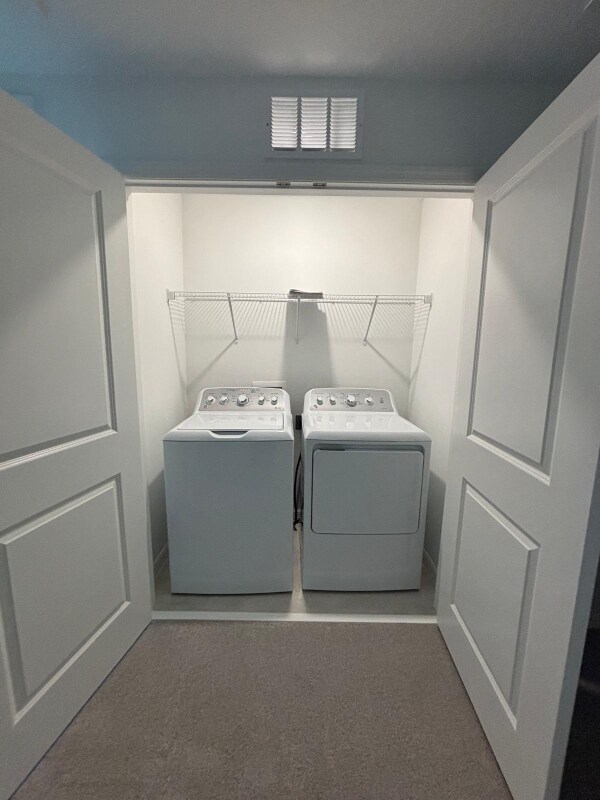 Building Photo - 2988 Skyline Lp