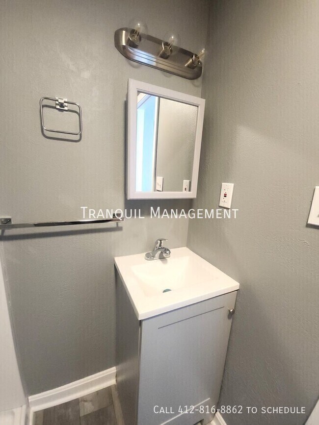 Building Photo - 540 Reed St