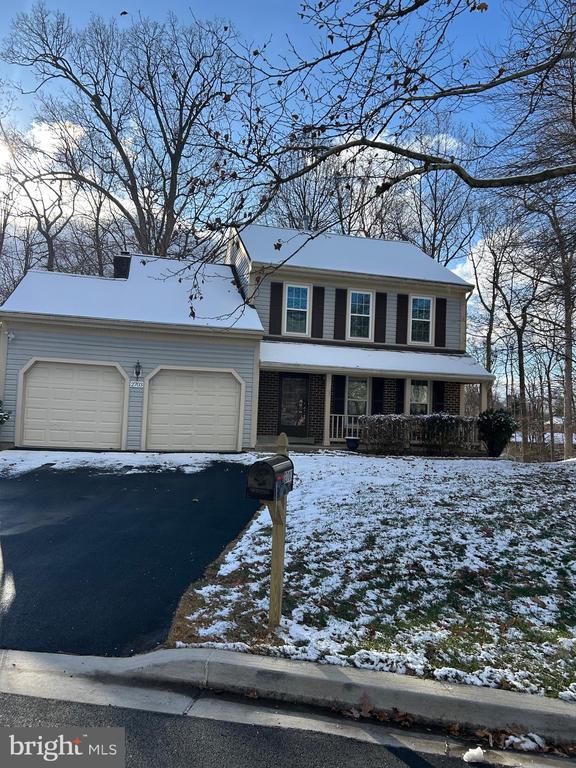 Building Photo - 2703 Deer Ridge Dr