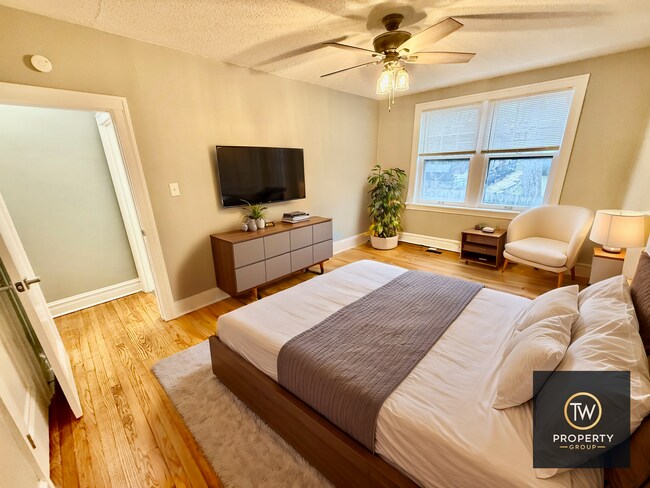 Building Photo - Hawthorne Place Apartments