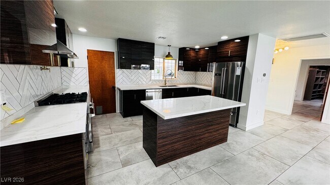 Building Photo - 2905 Mason Ave