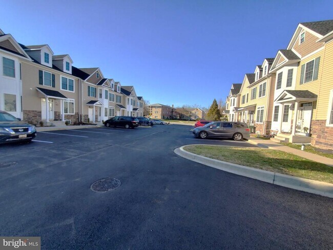 Building Photo - 3709 Fords Ln