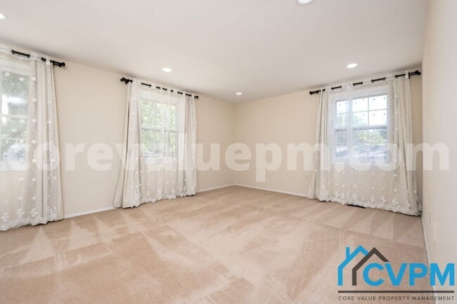 Building Photo - 1715 Tarleton Way