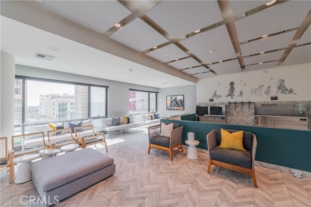 Building Photo - 400 S Broadway