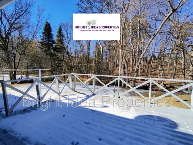 Building Photo - 304 Lake May 12 Rd