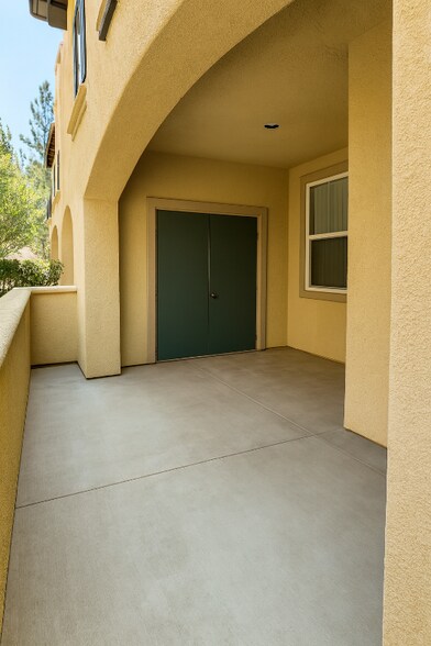 Building Photo - 17981 Lost Canyon Rd