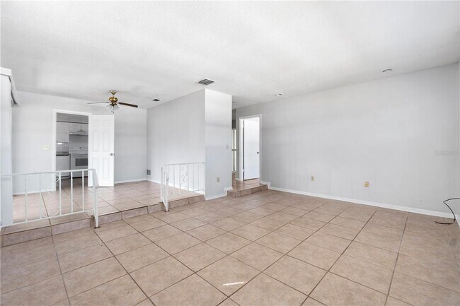 Building Photo - 621 Ashberry Ln