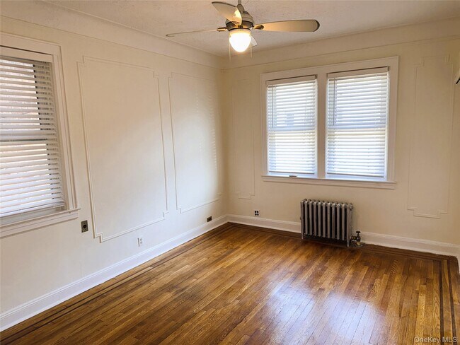 Building Photo - 48-43 44th St