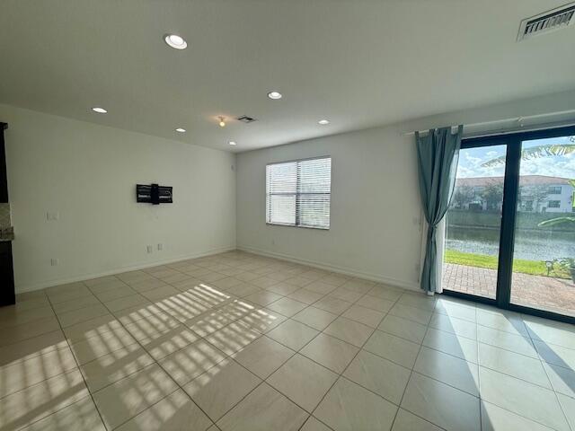 Building Photo - 10092 Brickhill Dr