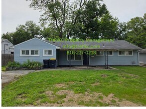 Building Photo - SPACIOUS 4-BEDROOM RANCH HOME FOR RENT!