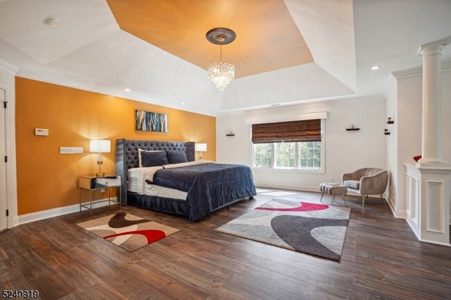 Building Photo - 22 Forest Hill Dr