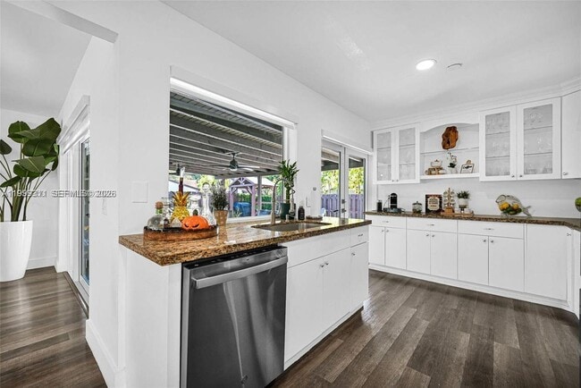 Building Photo - 13416 SW 108th St Cir N