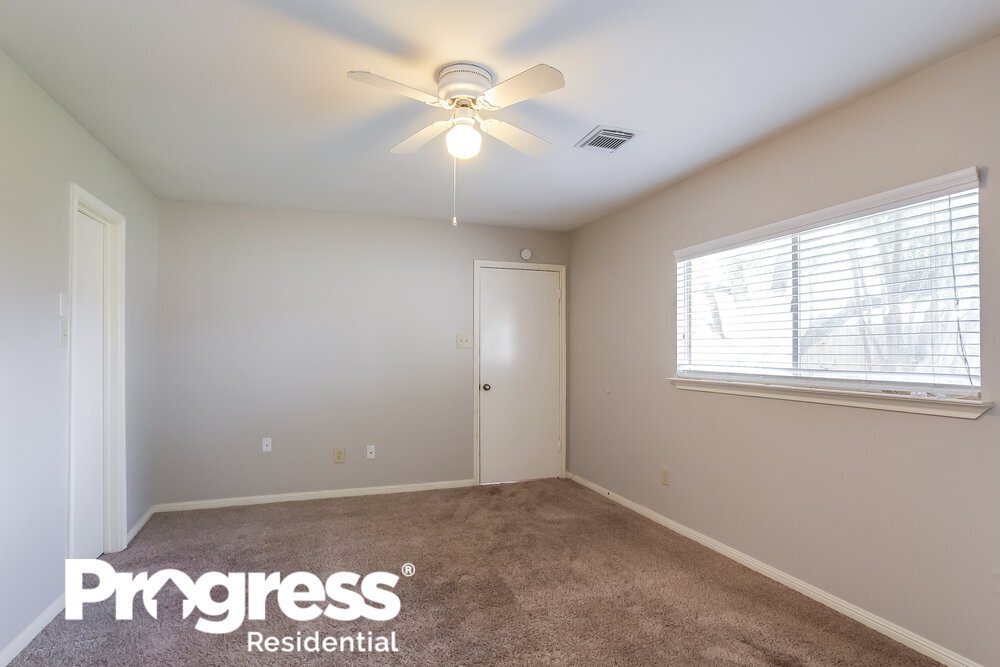 Building Photo - 19323 Bristlestar Dr