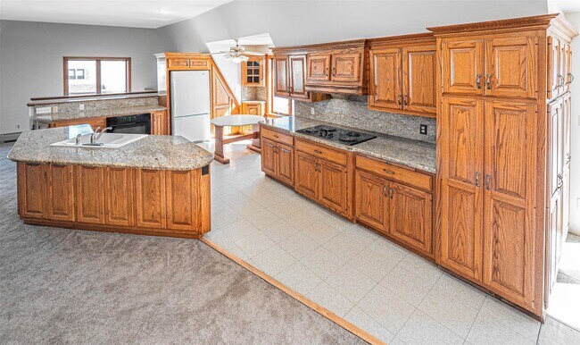 Building Photo - 16 Forino Ln