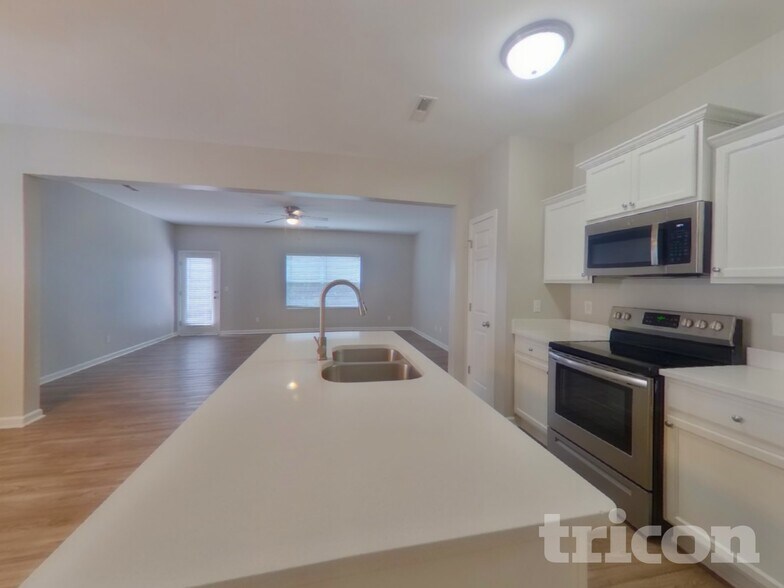 Building Photo - 9637 Hanberry Blvd