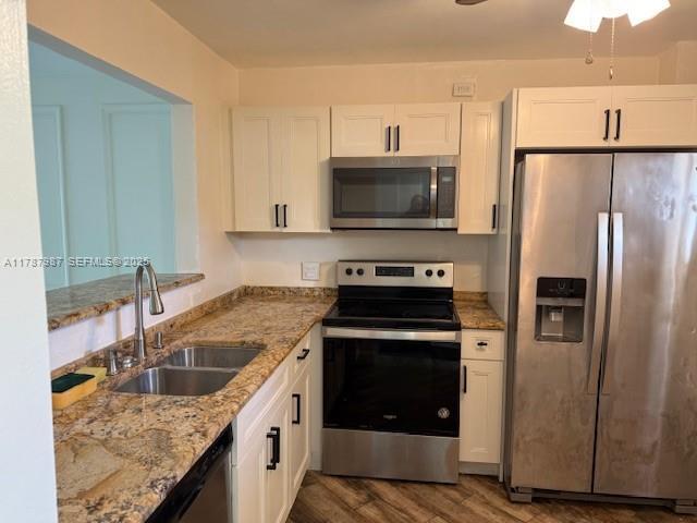 Building Photo - 6101 N Falls Cir Dr