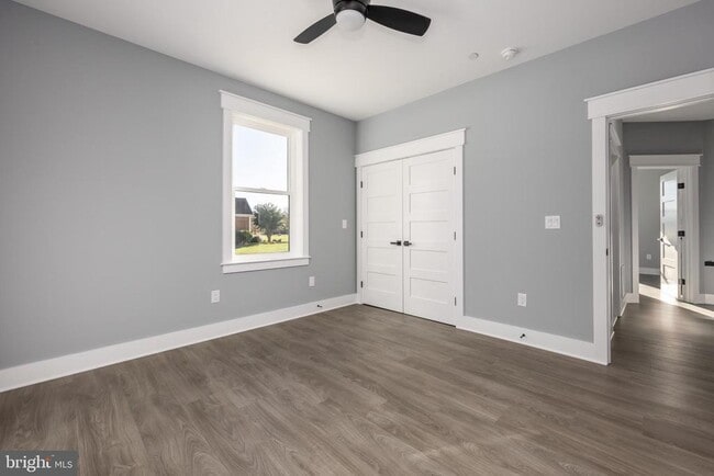 Building Photo - 5692 King Stuart Dr