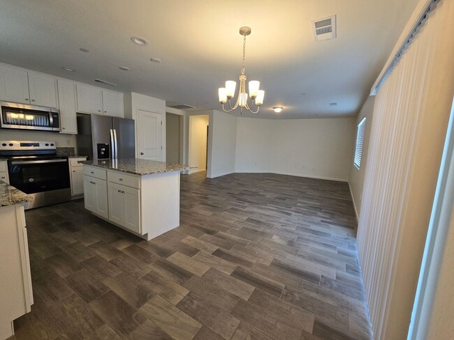 Building Photo - 3 BR 2 BA  available now